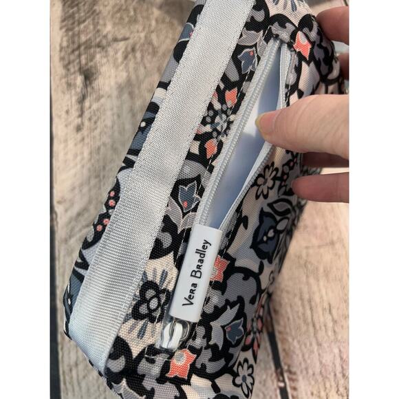 VERA BRADLEY Women’s “Lighten Up” Lisbon Medallion Water Bottle Crossbody - Picture 2 of 6